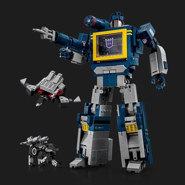 Конструктор LEGO Icons Transformers: Саундвейв (10358)