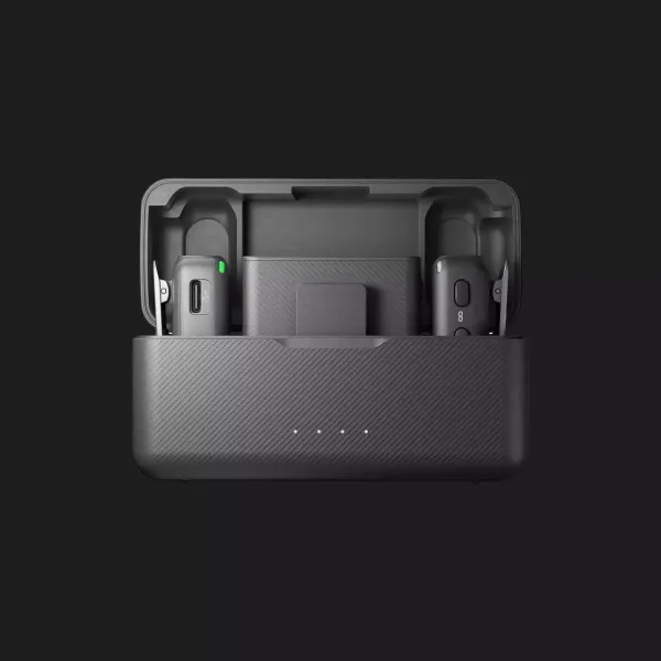 Мікрофонна радіосистема DJI Mic (2TX+1RX+Charging Case)