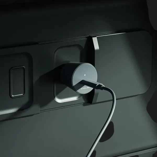 Комплект Starlink Mini Car Adapter та Mini USB-C Cable 5m (16.4 ft)