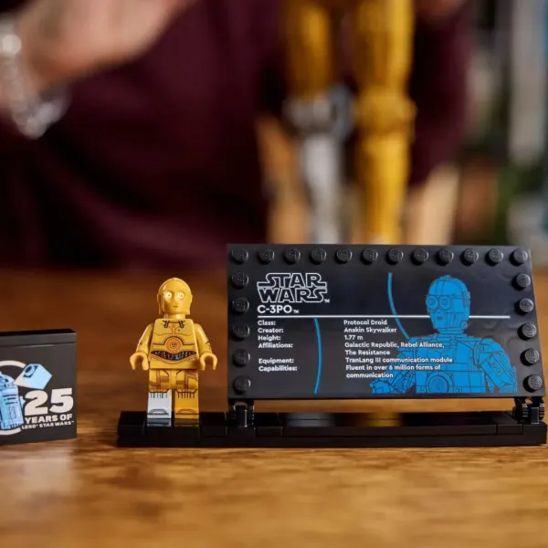 Конструктор LEGO Star Wars C-3PO (75398)