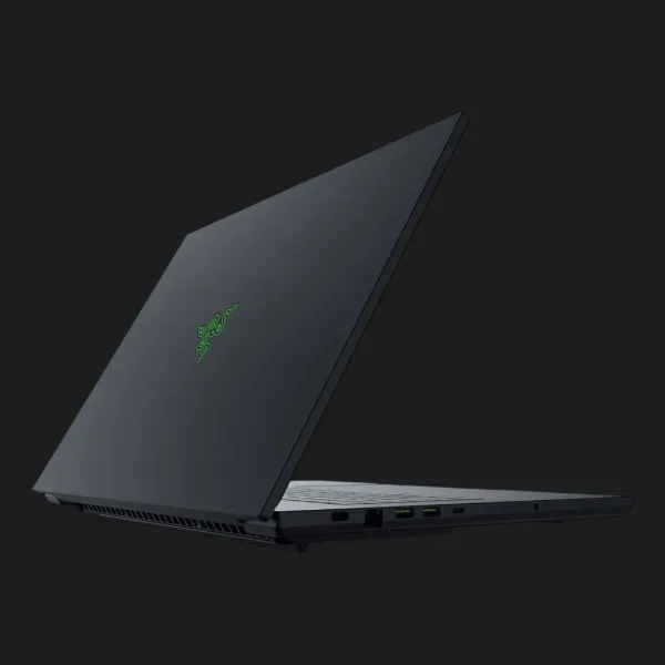 Ноутбук Razer Blade 18 18" (Intel Core Ultra 9/96GB/4TB (SSD)/RTX 5070 Ti) (RZ09-05297ER3-R3U5) (Standard)