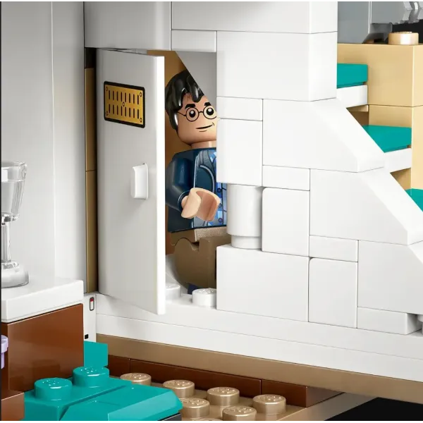 Конструктор LEGO Harry Potter Привіт-драйв: візит тітки Мардж (76451)