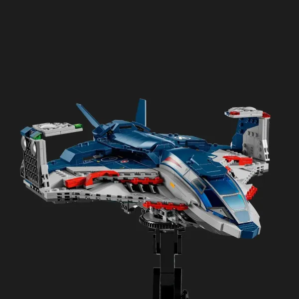 Конструктор LEGO Marvel Месники: Ера Альтрона Квінджет (76325)