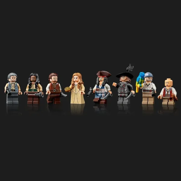 Конструктор LEGO Icons Піратський корабель капітана Джека Горобця (10365)